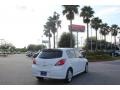 Fresh Powder White - Versa 1.8 SL Hatchback Photo No. 6