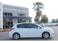 Fresh Powder White - Versa 1.8 SL Hatchback Photo No. 7