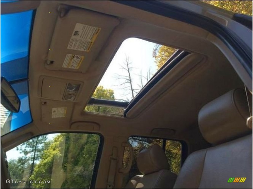 2007 Frontier LE Crew Cab 4x4 - Desert Stone / Desert photo #11