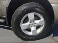 2007 Nissan Frontier LE Crew Cab 4x4 Wheel and Tire Photo