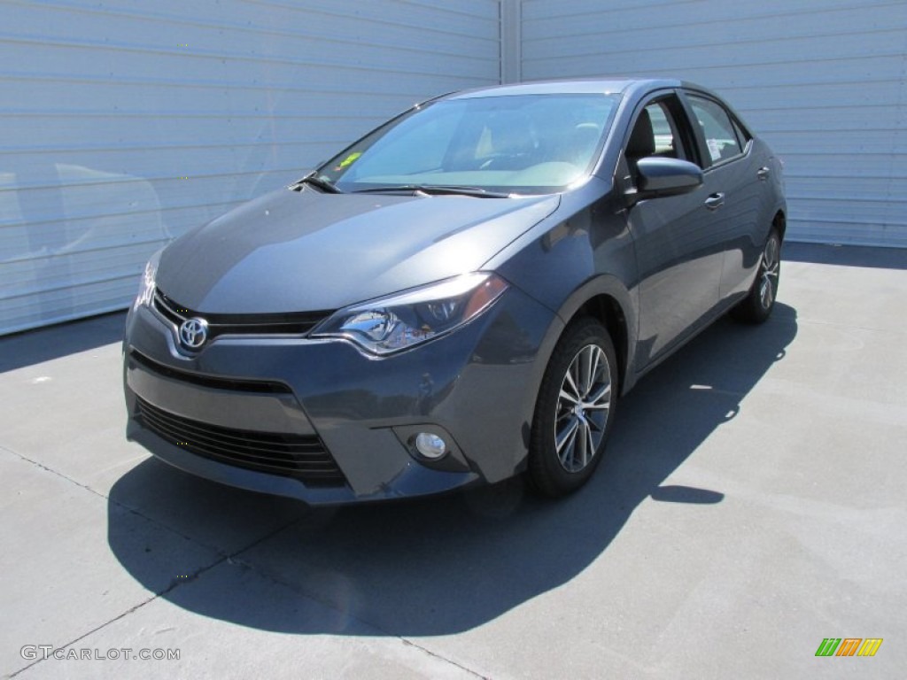 2016 Corolla LE Plus - Classic Silver Metallic / Black photo #7