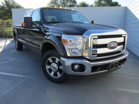 2016 Ford F250 Super Duty Lariat Crew Cab Data, Info and Specs