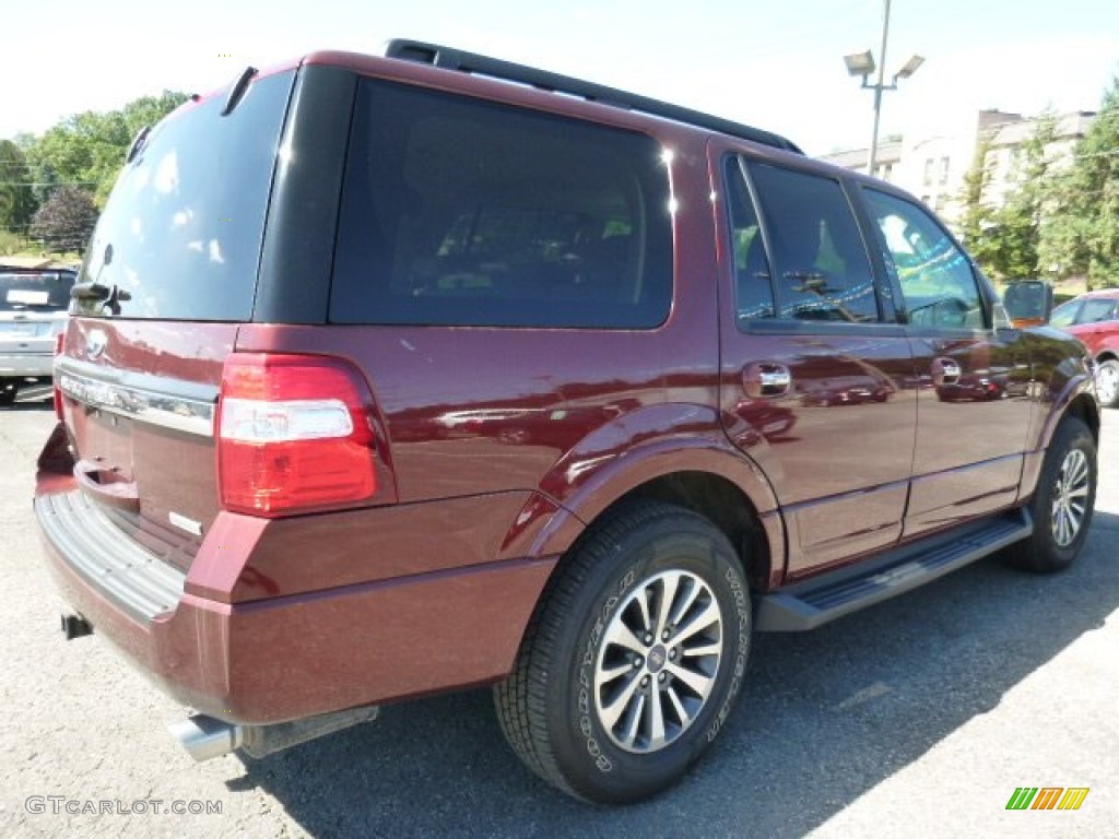 2015 Expedition XLT 4x4 - Bronze Fire Metallic / Dune photo #2