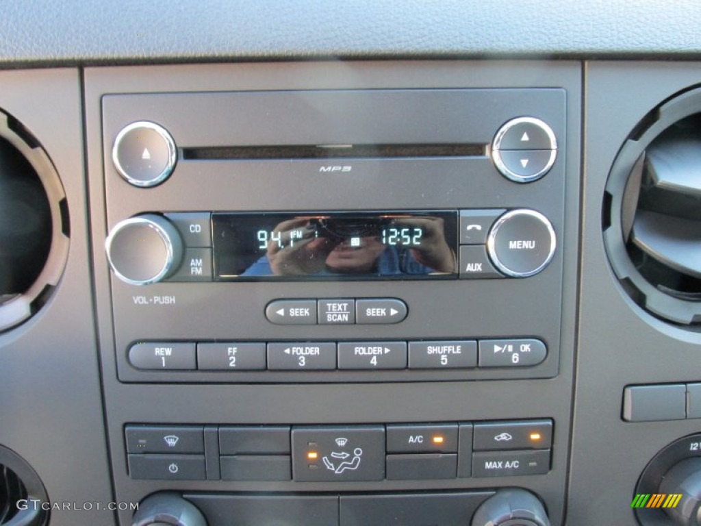 2016 Ford F250 Super Duty XL Crew Cab Controls Photo #107133236