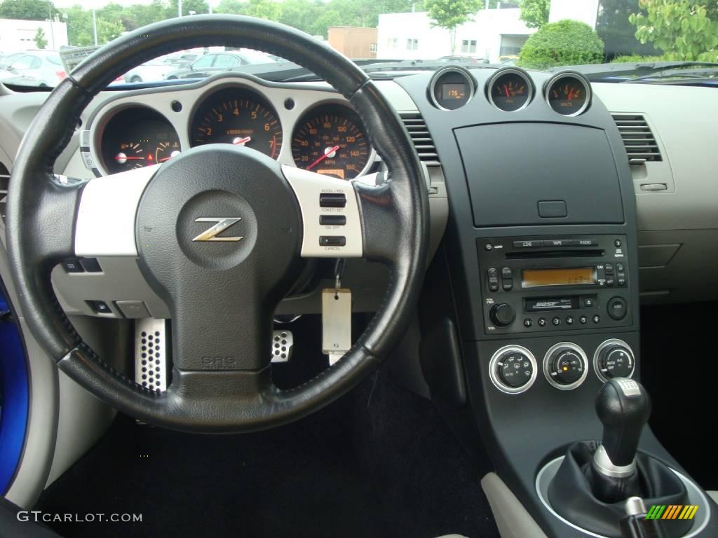 2005 350Z Touring Coupe - Daytona Blue Metallic / Frost photo #23