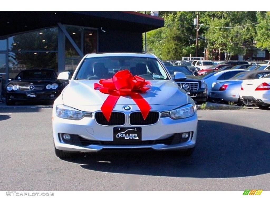 2013 3 Series 328i xDrive Sedan - Glacier Silver Metallic / Black photo #2