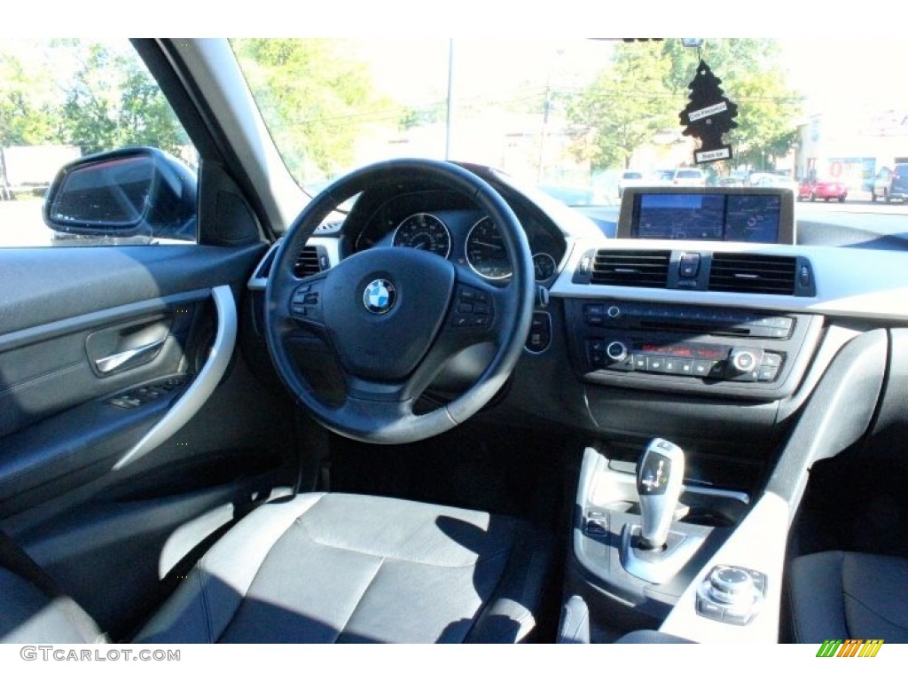 2013 3 Series 328i xDrive Sedan - Glacier Silver Metallic / Black photo #37