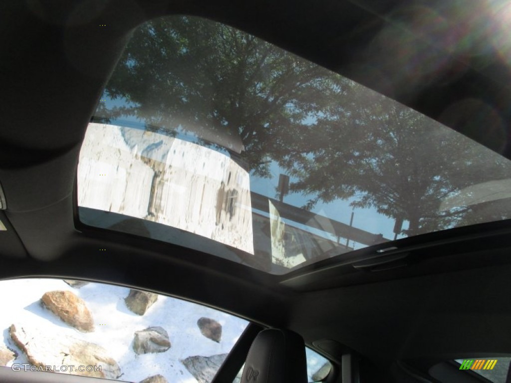 2016 Jaguar F-TYPE R Coupe Sunroof Photos