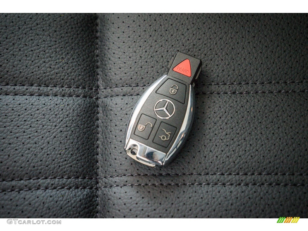 2016 Mercedes-Benz GL 450 4Matic Keys Photos