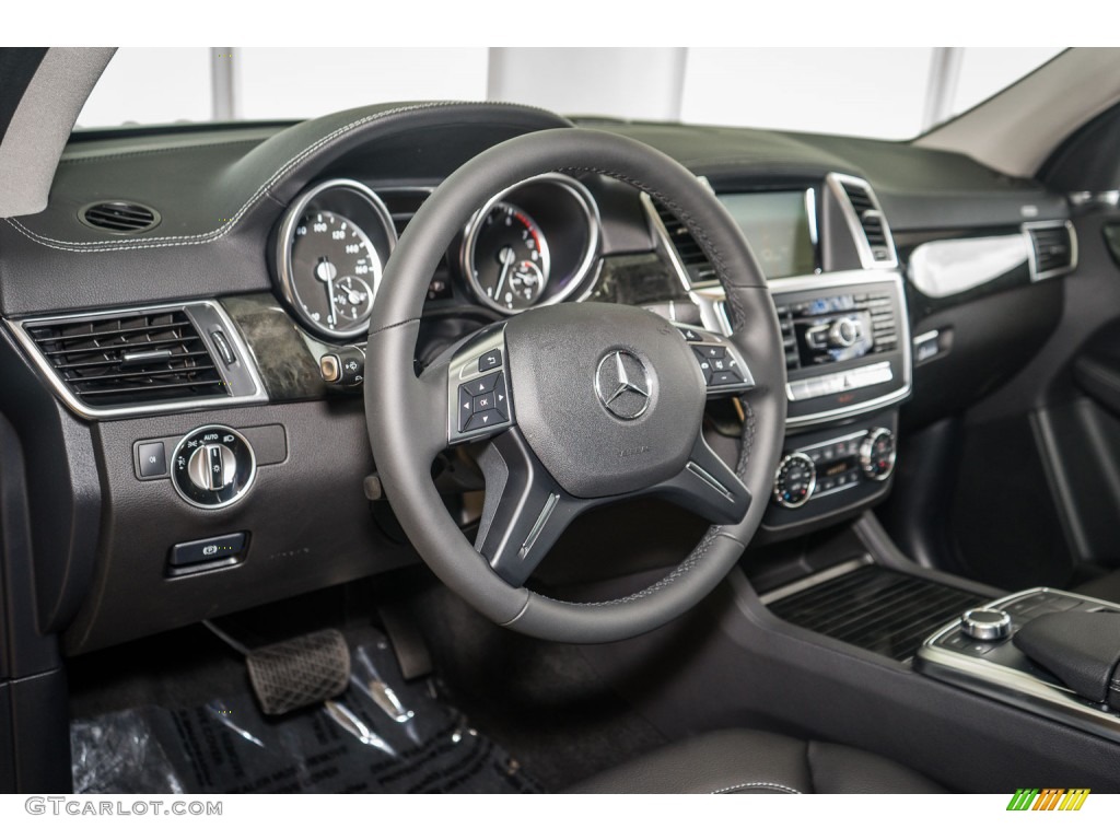 2016 Mercedes-Benz GL 450 4Matic Black Dashboard Photo #107167004