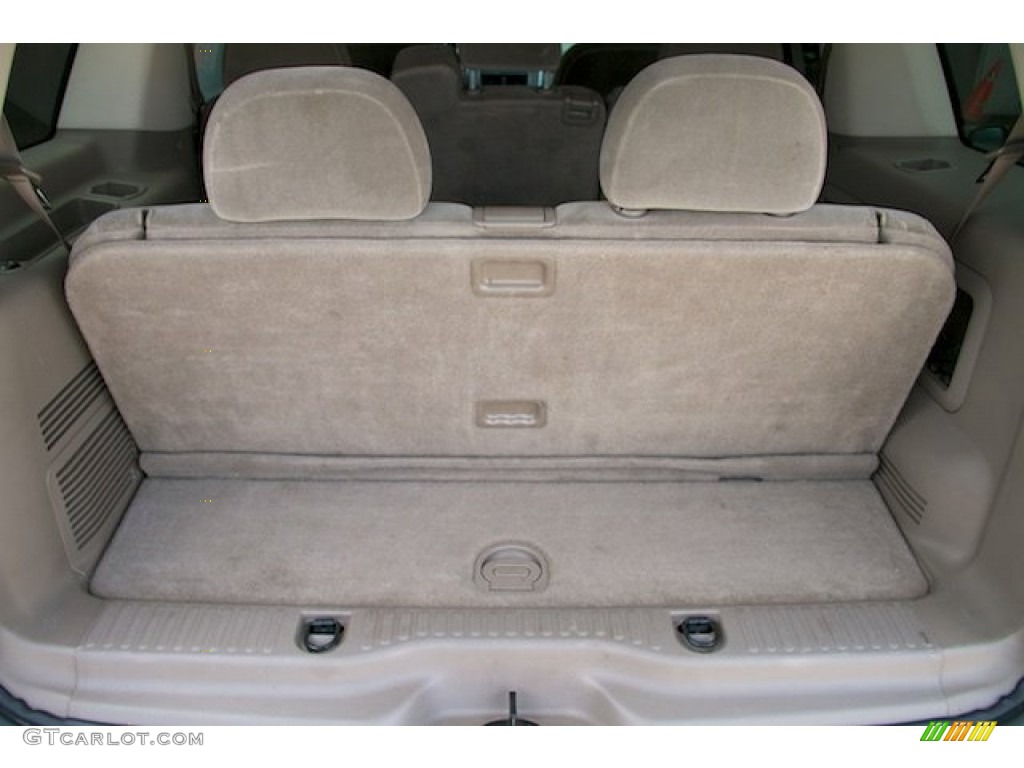 2003 Explorer XLT - Mineral Grey Metallic / Medium Parchment Beige photo #17