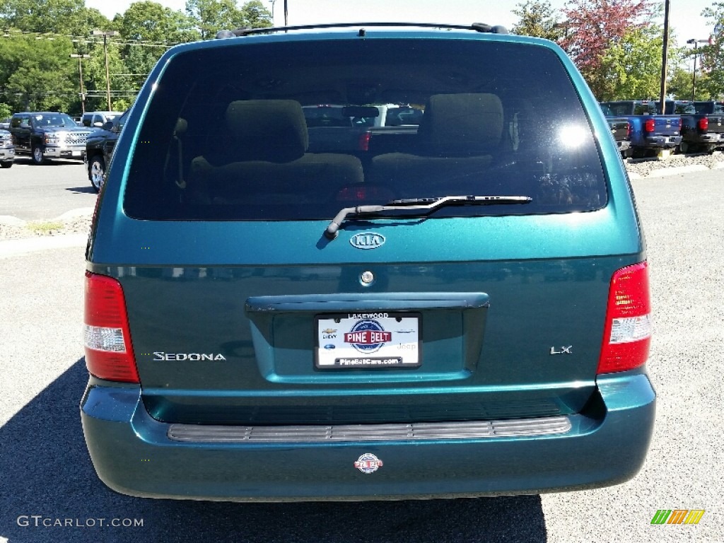 2003 Sedona LX - Dark Emerald Green / Beige photo #10