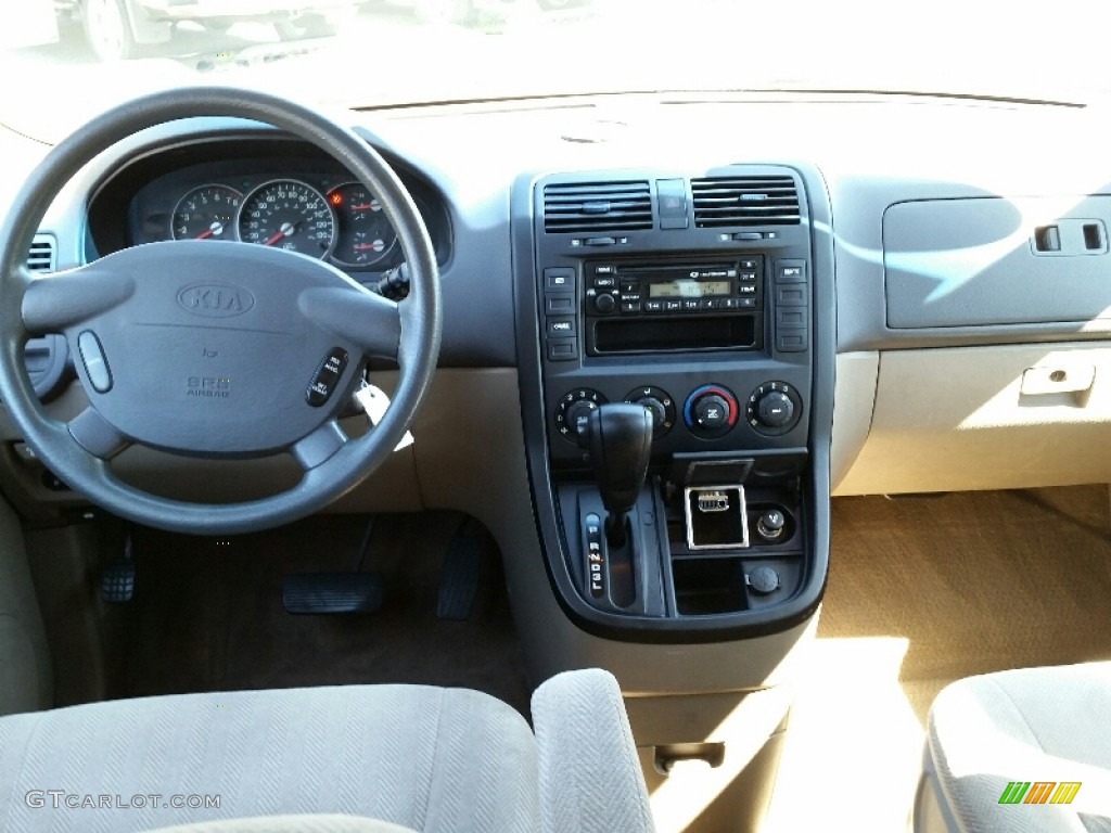 2003 Sedona LX - Dark Emerald Green / Beige photo #14