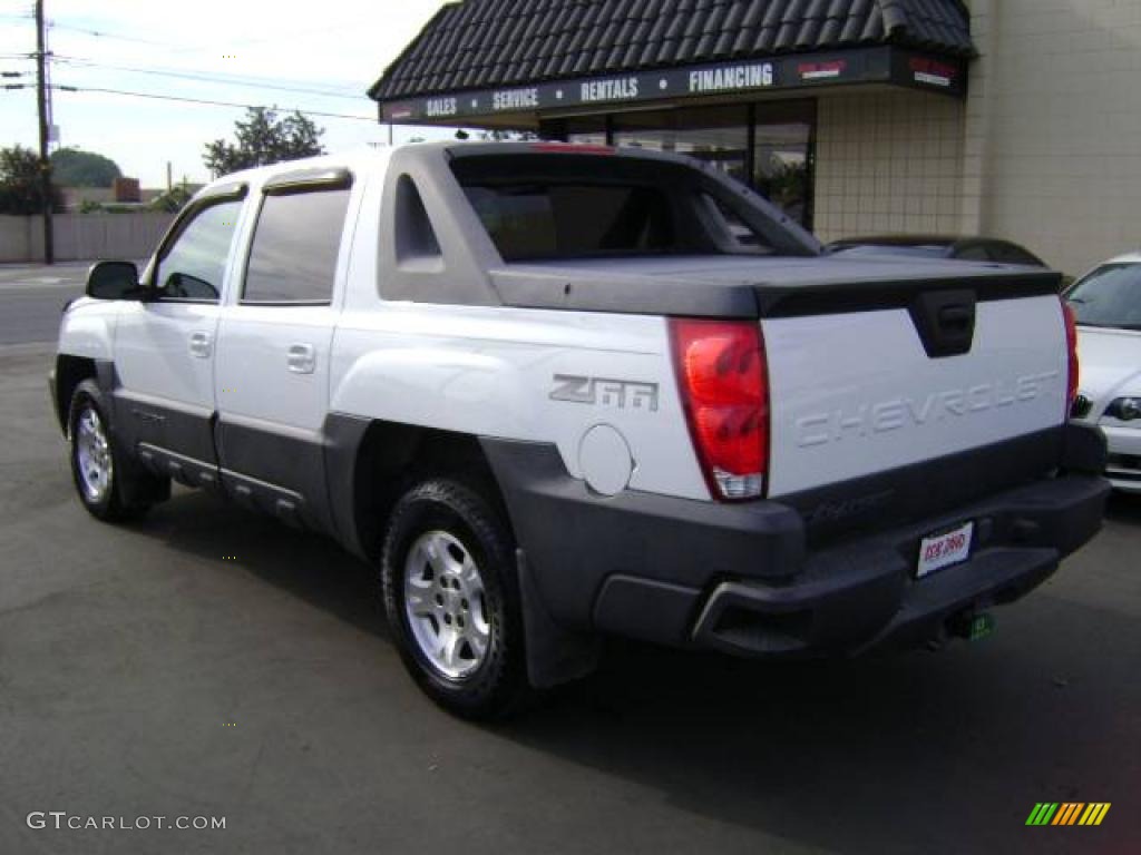 2003 Avalanche 1500 - Summit White / Dark Charcoal photo #3