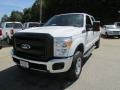 Oxford White - F350 Super Duty XL Crew Cab 4x4 Photo No. 2
