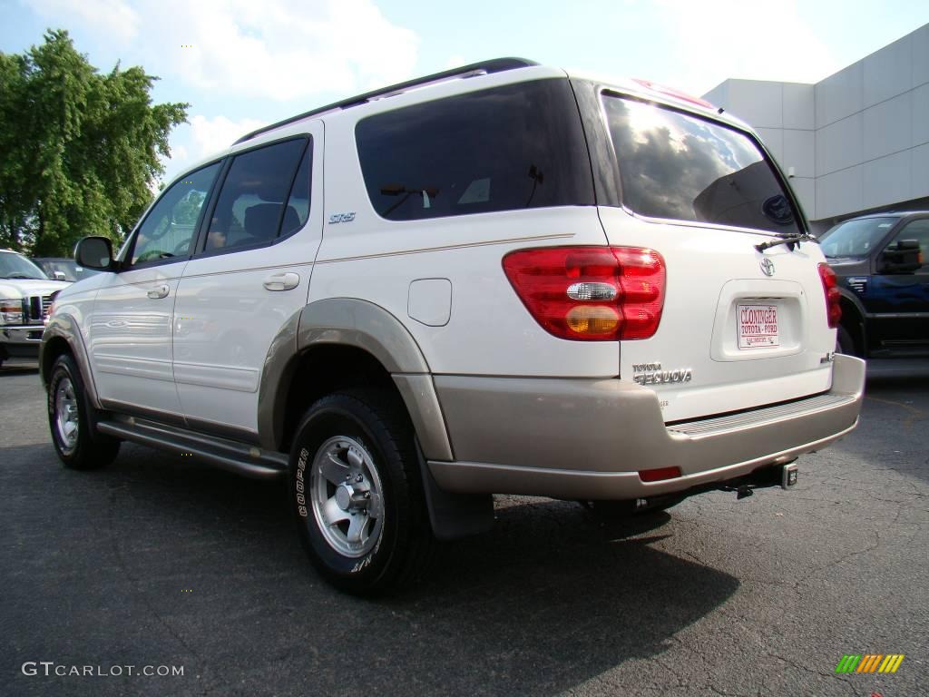 2001 Sequoia SR5 - Natural White / Oak photo #30