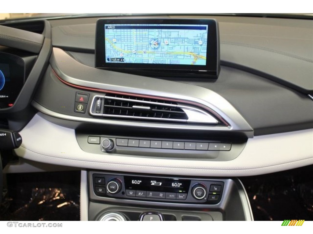 2015 BMW i8 Pure Impulse World Navigation Photo #107198699