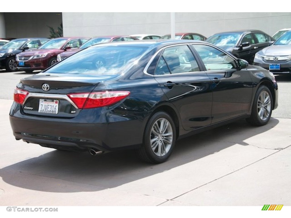 2015 Camry SE - Cosmic Gray Mica / Black photo #11