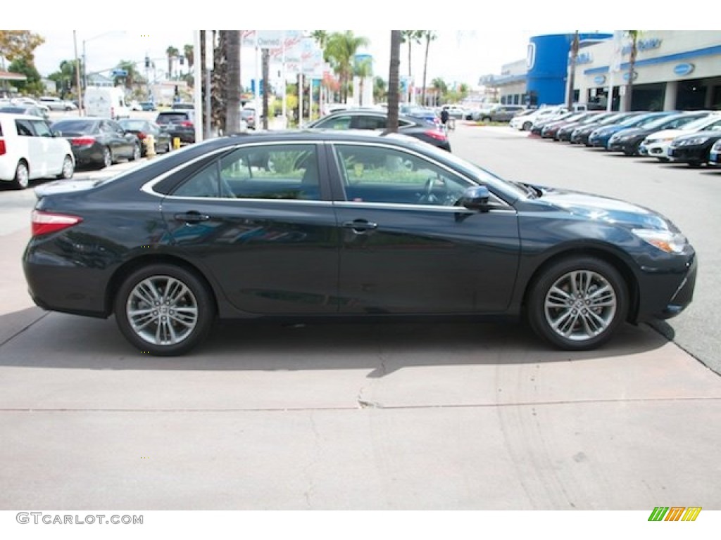 2015 Camry SE - Cosmic Gray Mica / Black photo #12