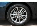 2015 Toyota Camry SE Wheel and Tire Photo