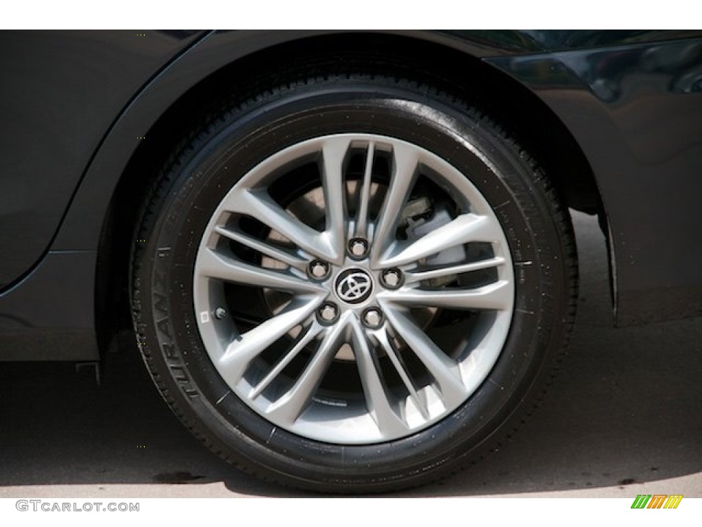 2015 Toyota Camry SE Wheel Photo #107199299