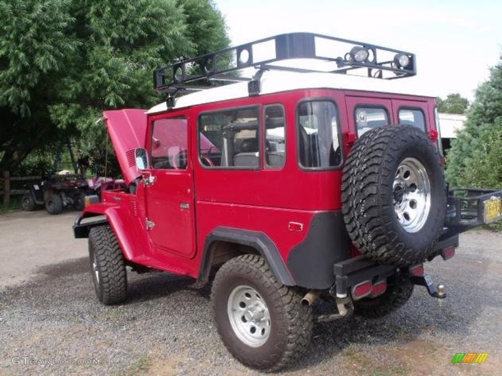 Freeborn Red 1978 Toyota Land Cruiser FJ40 Exterior Photo #107202923