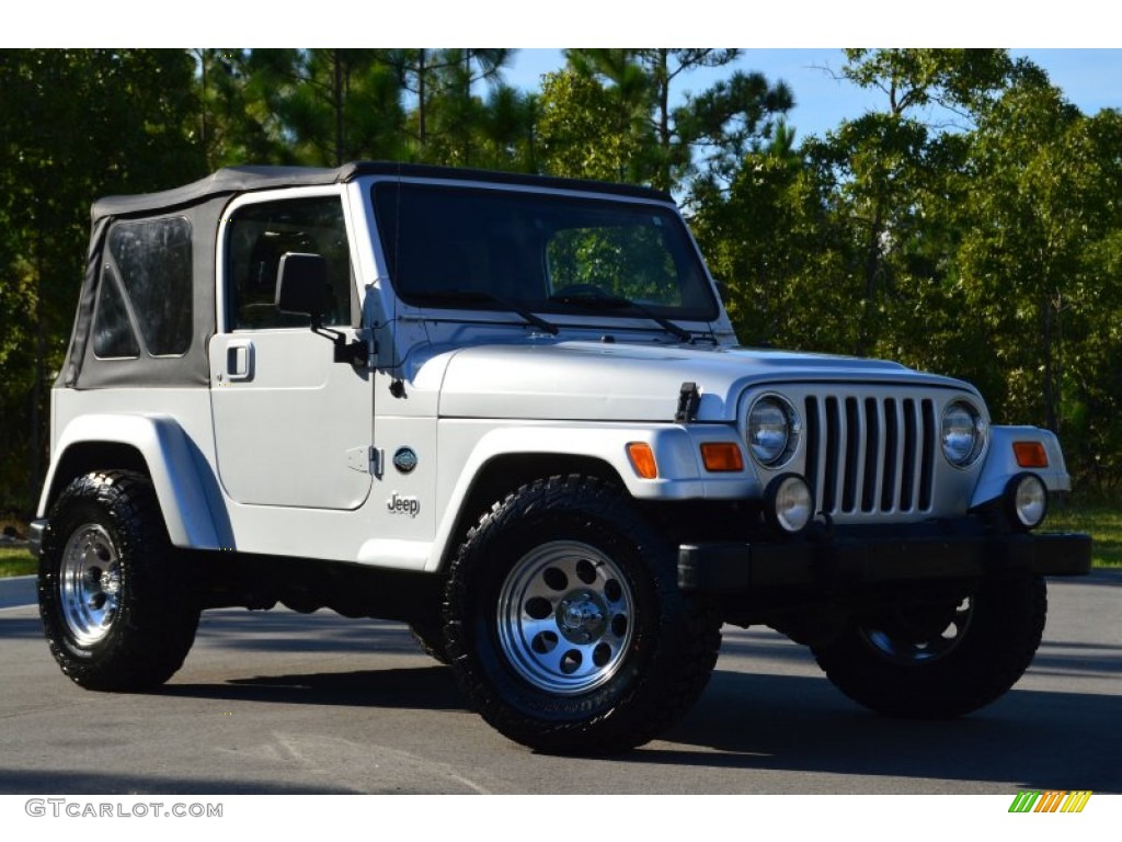 Bright Silver Metallic 2005 Jeep Wrangler X 4x4 Exterior Photo #107204741