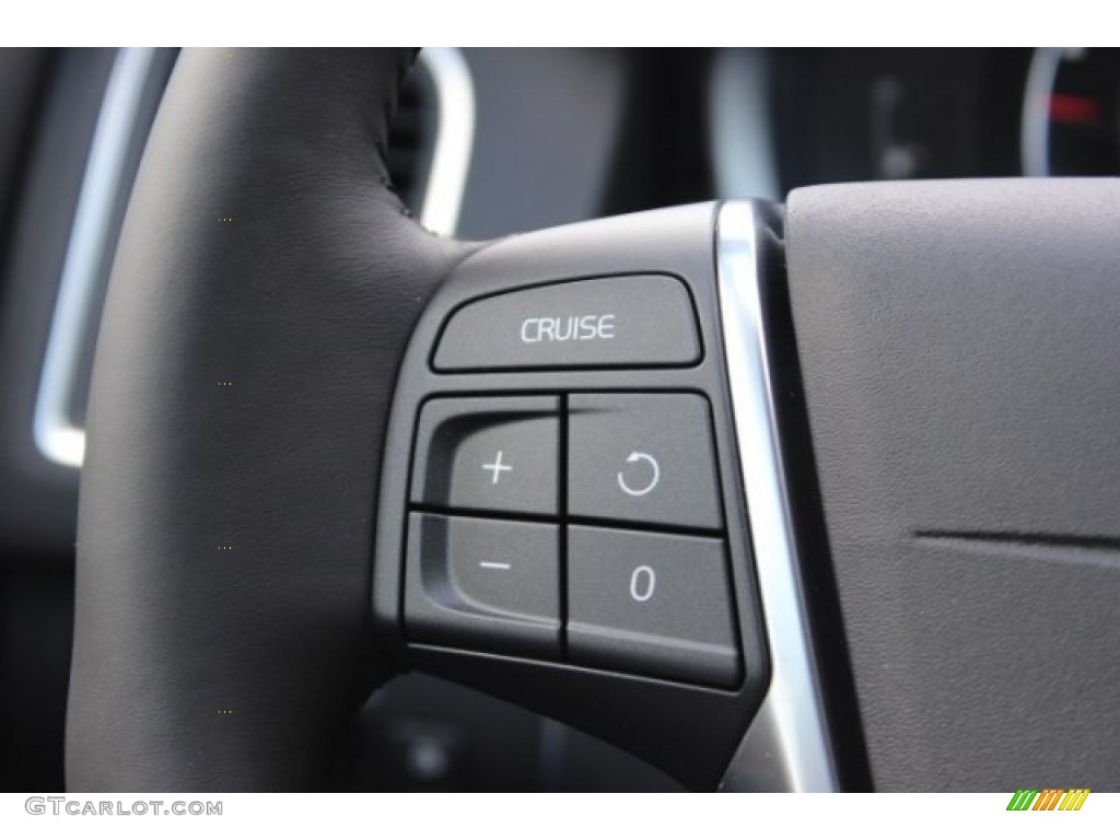 2016 Volvo XC60 T5 Drive-E Controls Photo #107208953