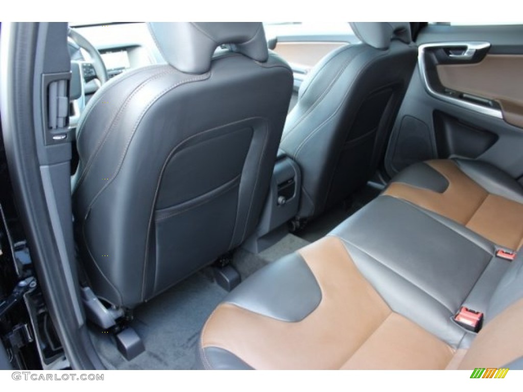 2016 Volvo XC60 T5 Drive-E Rear Seat Photo #107209049