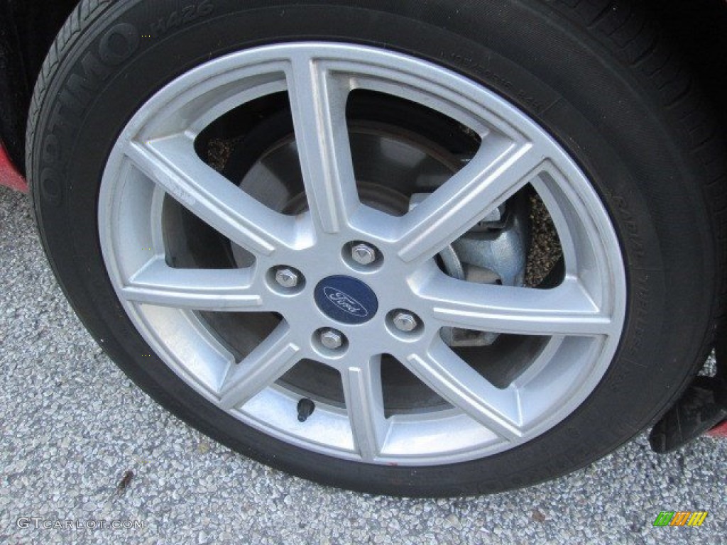 2015 Ford Fiesta SE Hatchback Wheel Photo #107210312