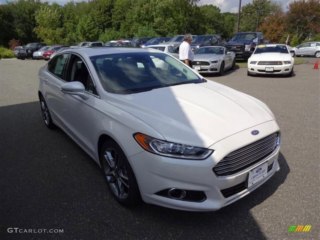 2016 Fusion SE - Magnetic Metallic / Charcoal Black photo #1