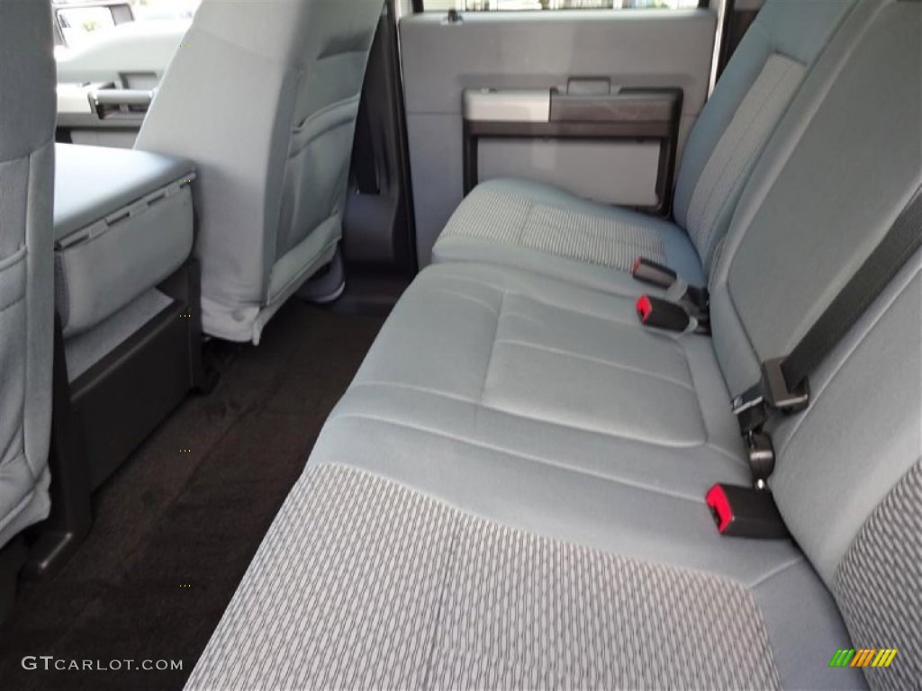 2016 Ford F350 Super Duty XLT Crew Cab 4x4 Rear Seat Photos