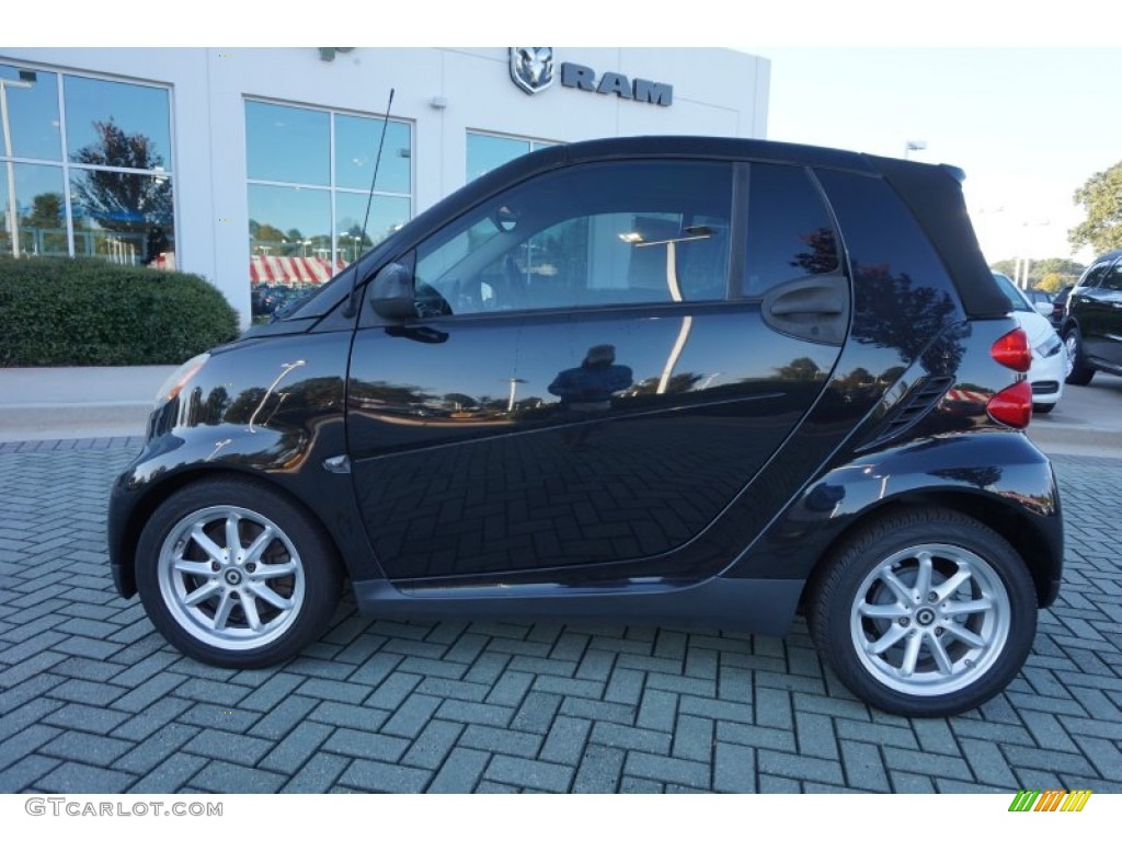 2009 fortwo passion cabriolet - Deep Black / Design Black photo #2