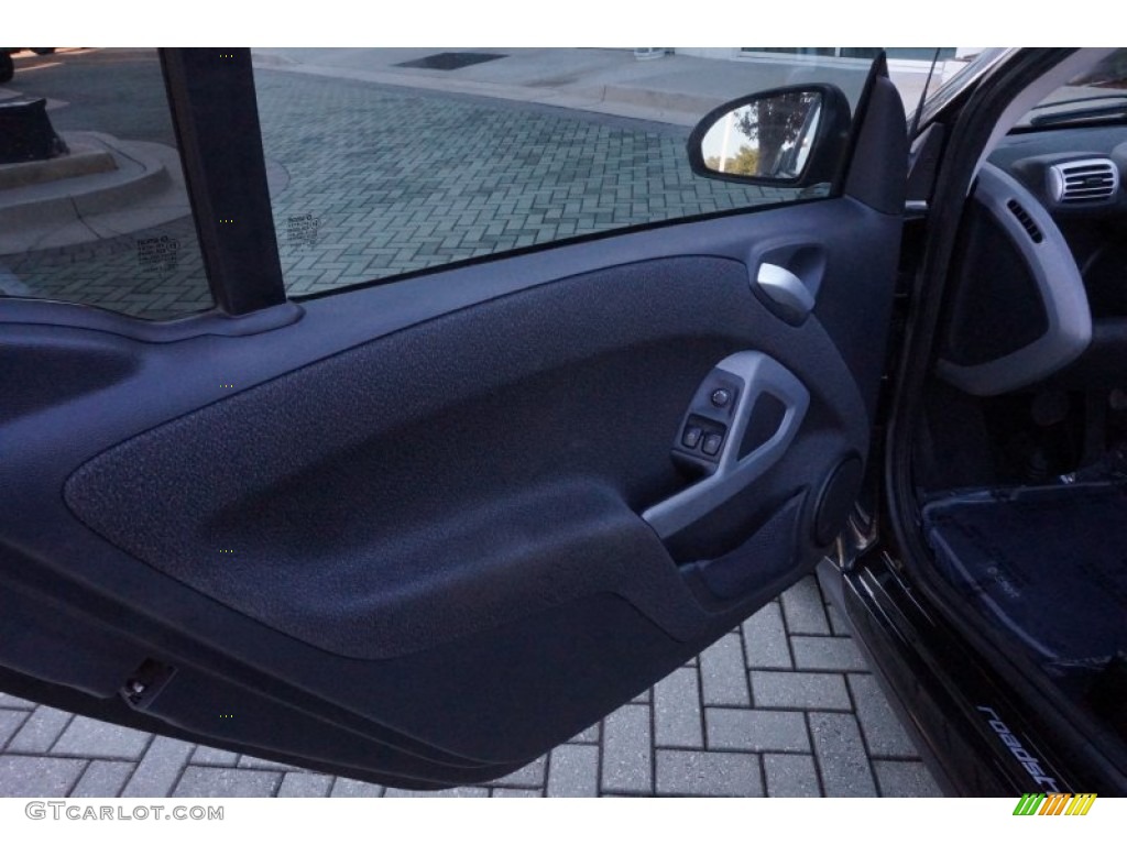2009 fortwo passion cabriolet - Deep Black / Design Black photo #11