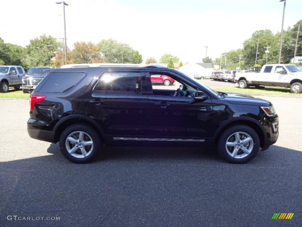 2016 Explorer XLT 4WD - Shadow Black / Ebony Black photo #8