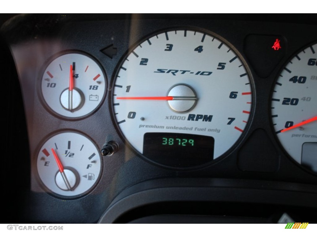 2005 Ram 1500 SRT-10 Regular Cab - Flame Red / Dark Slate Gray photo #24