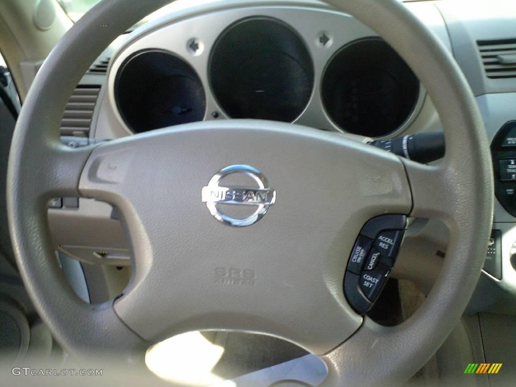 2004 Altima 2.5 S - Satin White / Blond photo #10