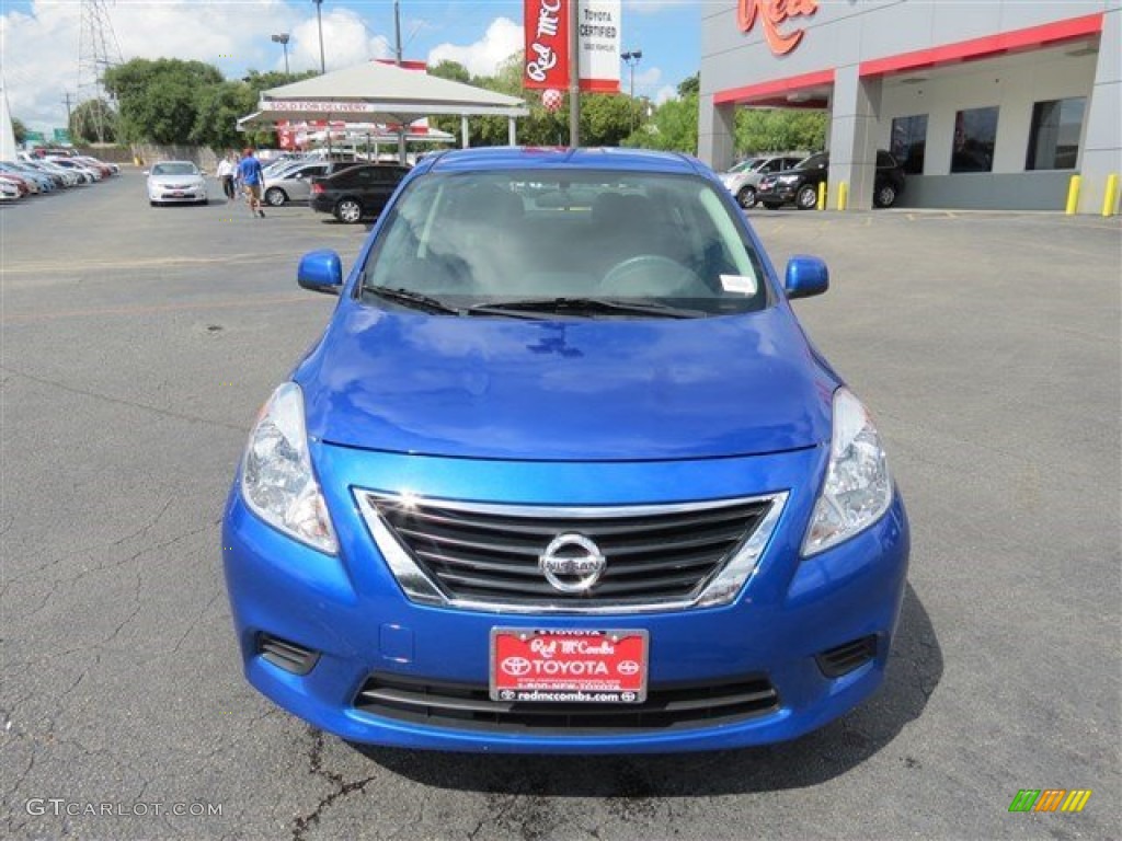 2014 Versa 1.6 S Sedan - Metallic Blue / Charcoal photo #3