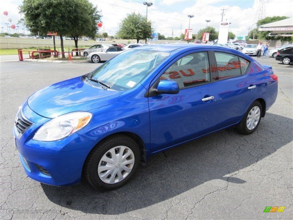 Metallic Blue 2014 Nissan Versa 1.6 S Sedan Exterior Photo #107226926
