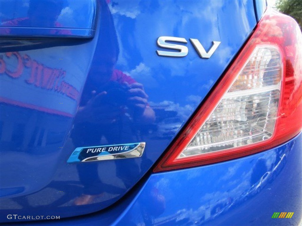2014 Versa 1.6 S Sedan - Metallic Blue / Charcoal photo #11