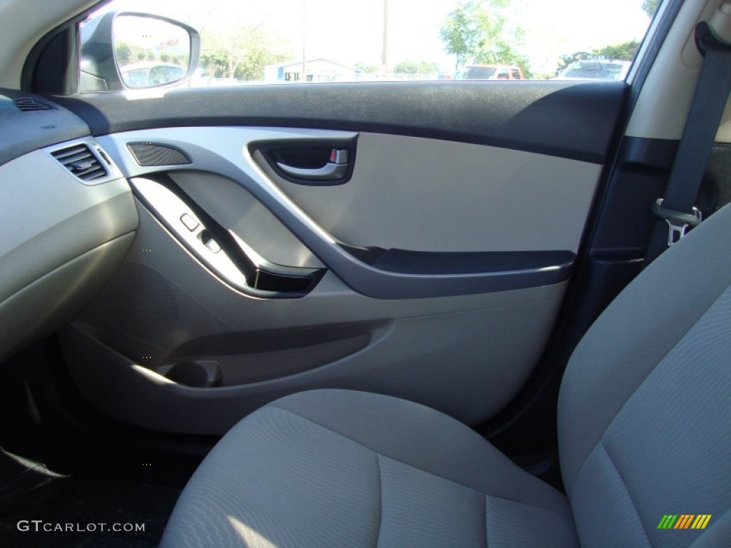 2014 Elantra SE Sedan - Bronze / Beige photo #16