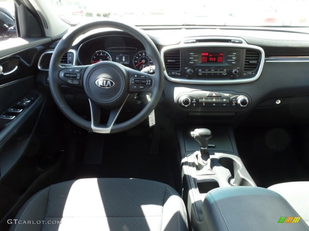 2016 Sorento LX - Ebony Black / Satin Black photo #15