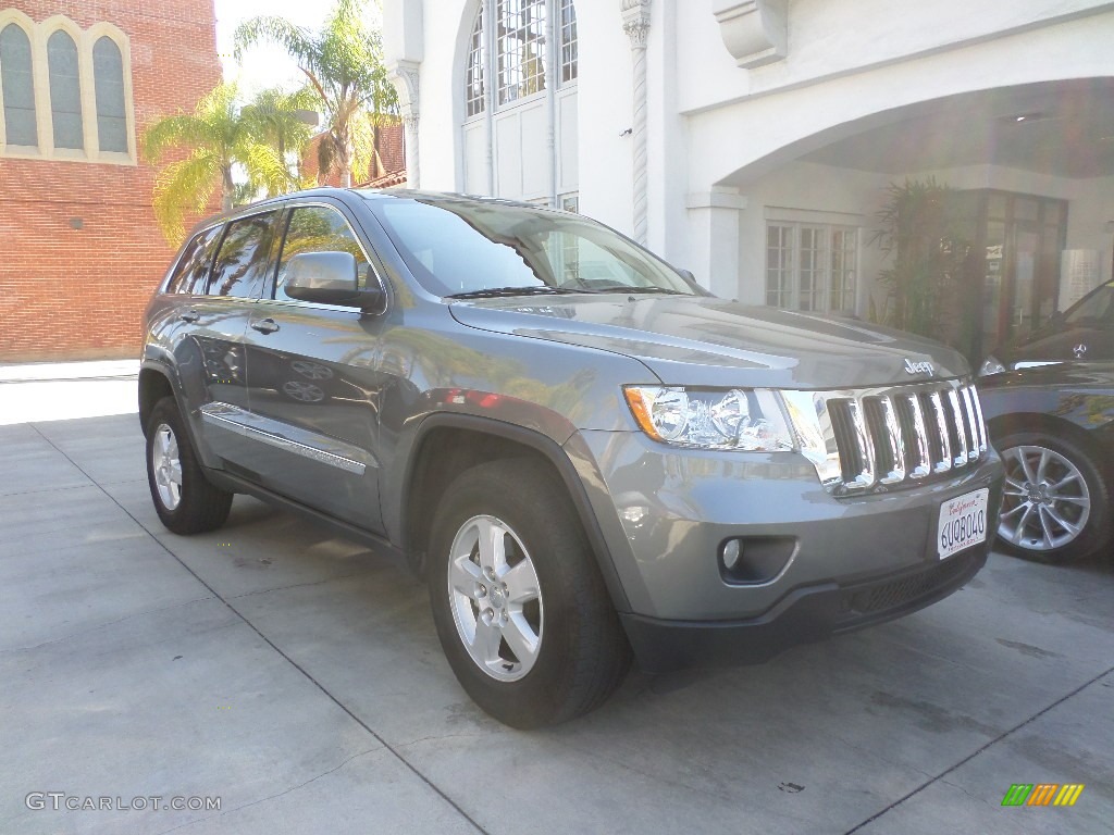 2012 Grand Cherokee Laredo - Mineral Gray Metallic / Black photo #1