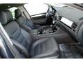 Front Seat of 2013 Touareg VR6 FSI Sport 4XMotion