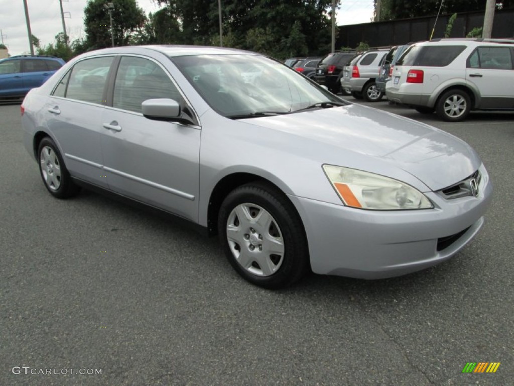 2005 Accord LX V6 Sedan - Satin Silver Metallic / Black photo #4