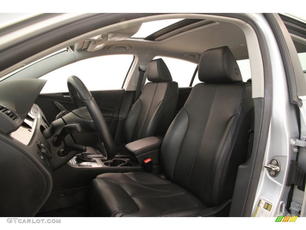 Black Interior 2010 Volkswagen Passat Komfort Sedan Photo #107238728