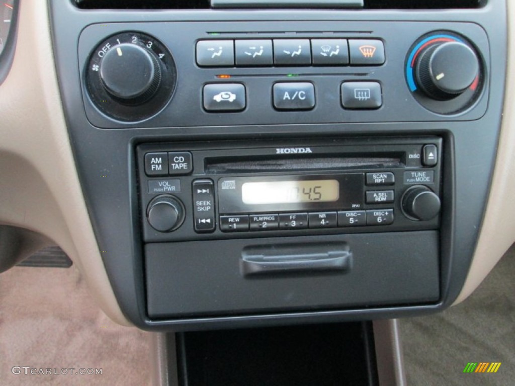 2002 Accord LX Sedan - Noble Green Pearl / Ivory photo #24