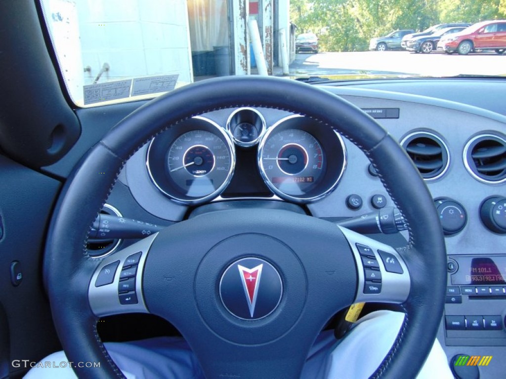 2009 Solstice GXP Roadster - Mean Yellow / Ebony photo #23