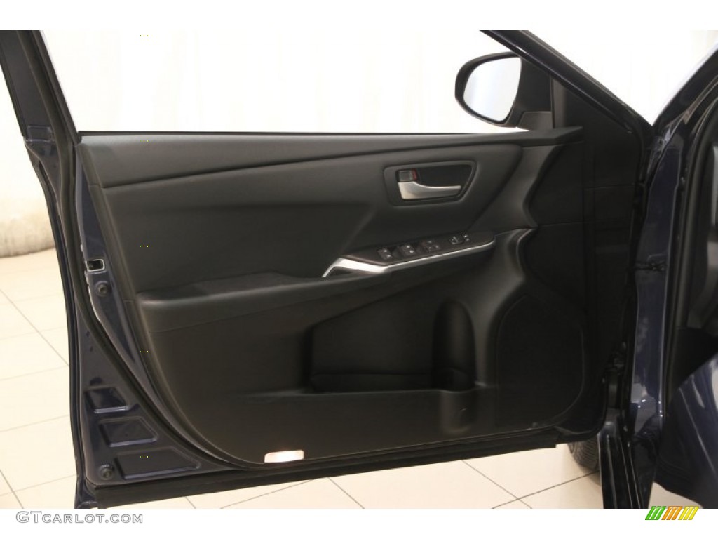 2015 Camry LE - Parisian Night Pearl / Black photo #4