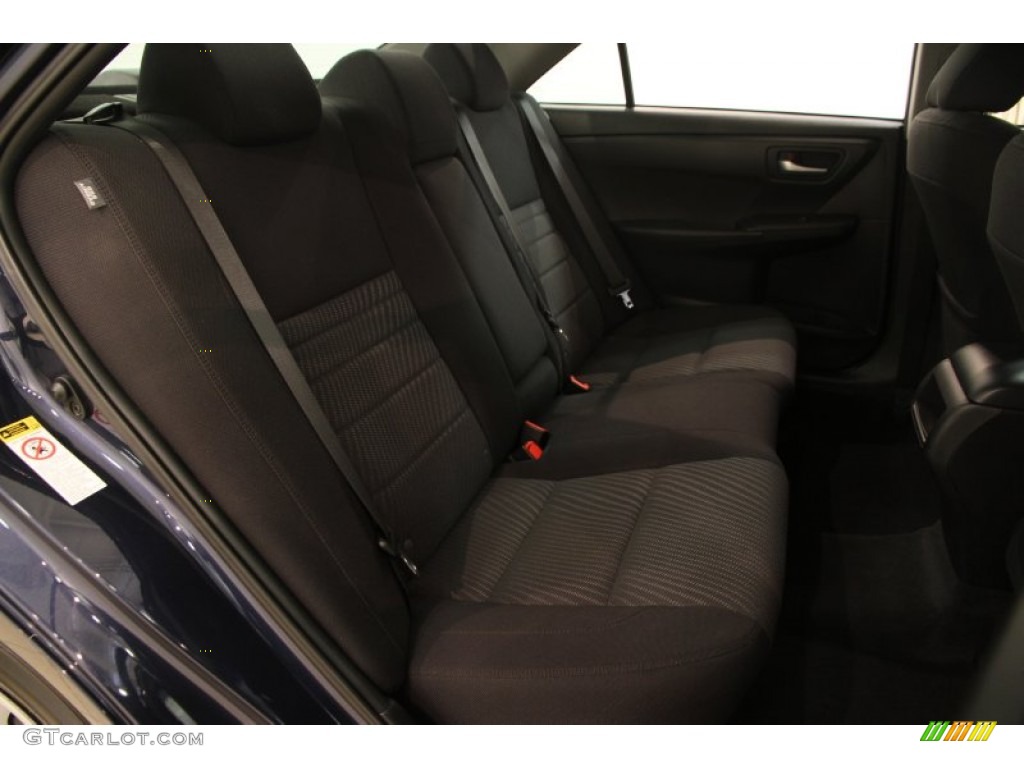 2015 Camry LE - Parisian Night Pearl / Black photo #13